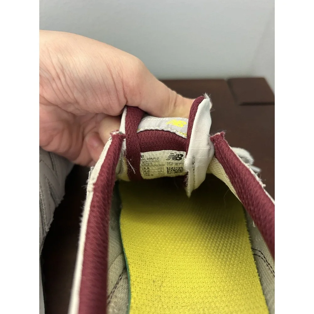 New Balance 996 Womens Sneakers Grey Burgundy Size 8.5